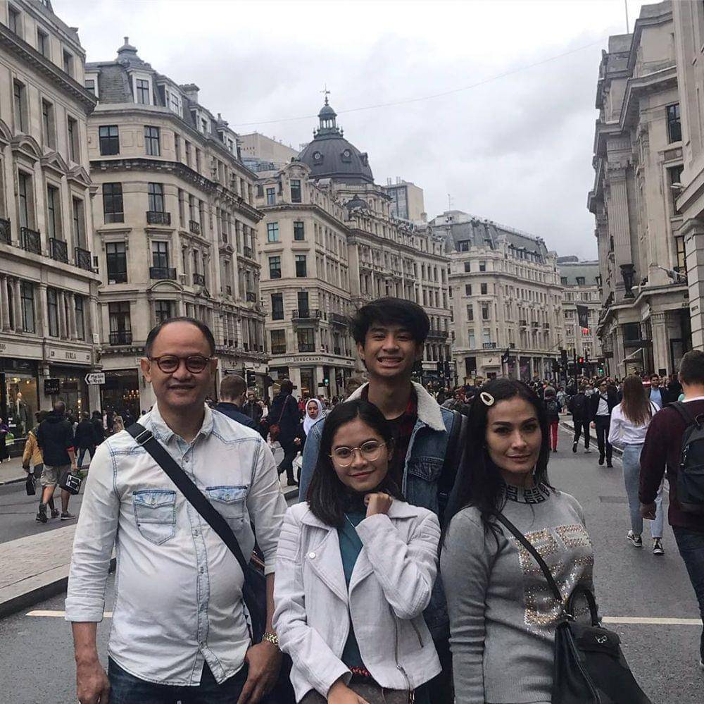 instagram.com/isdadahlia