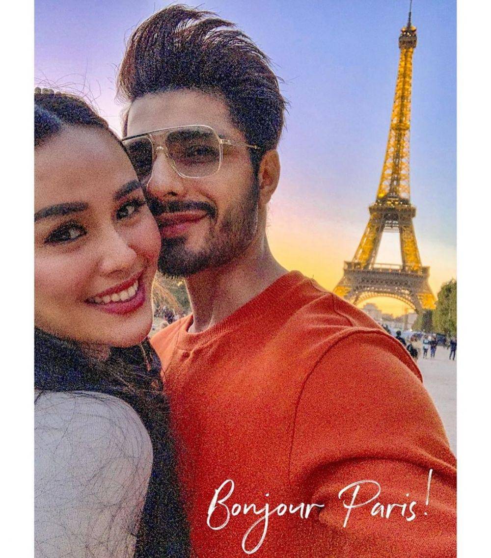 instagram.com/nitasofiani