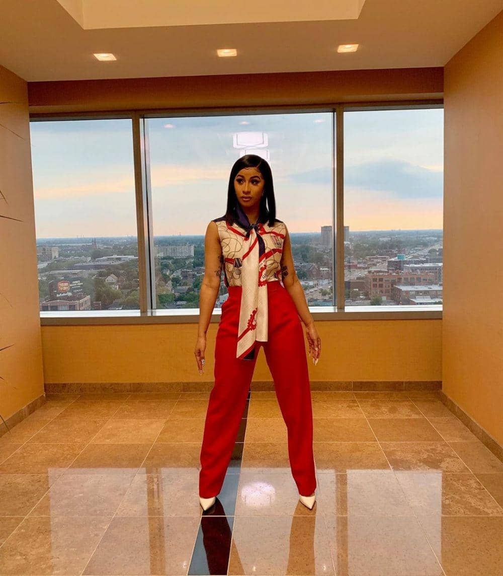 instagram.com/iamcardib