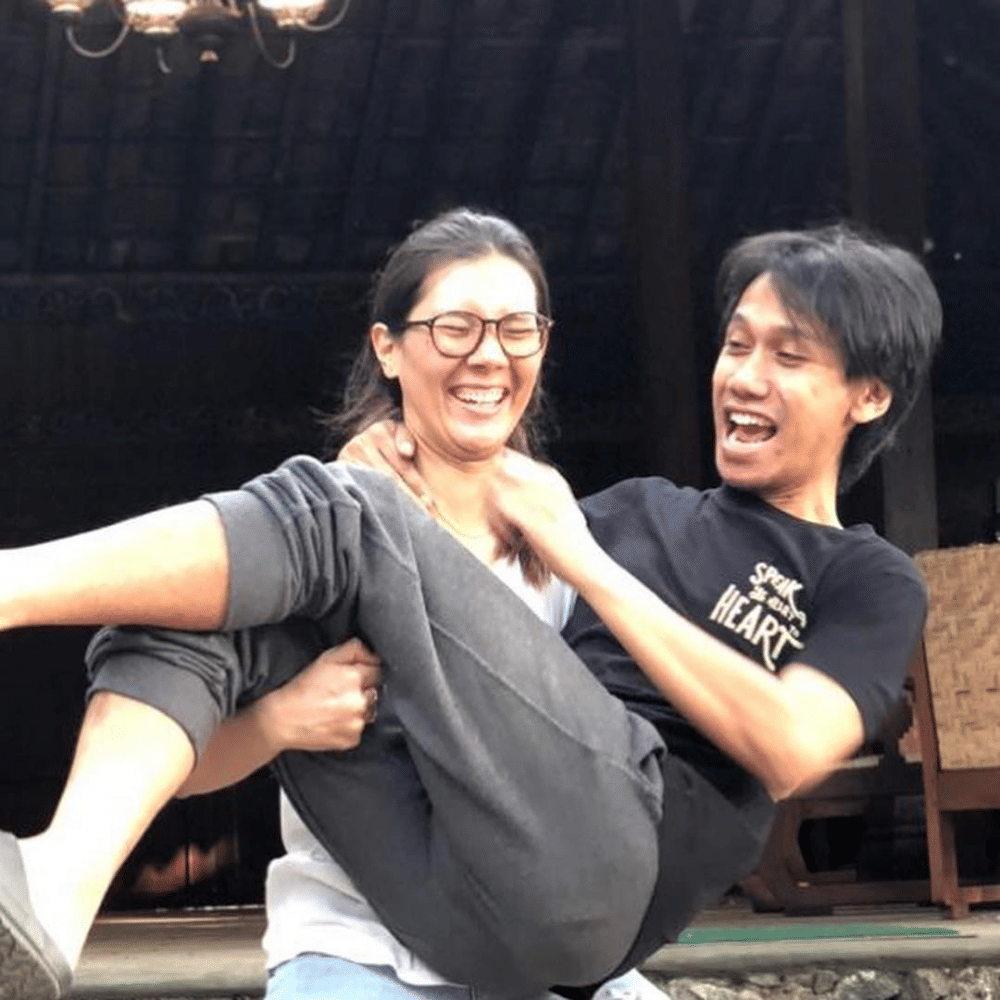 instagram.com/erosscandra