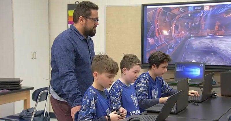Esports di Sekolah Bisa Meningkatkan Minat Belajar Loh!