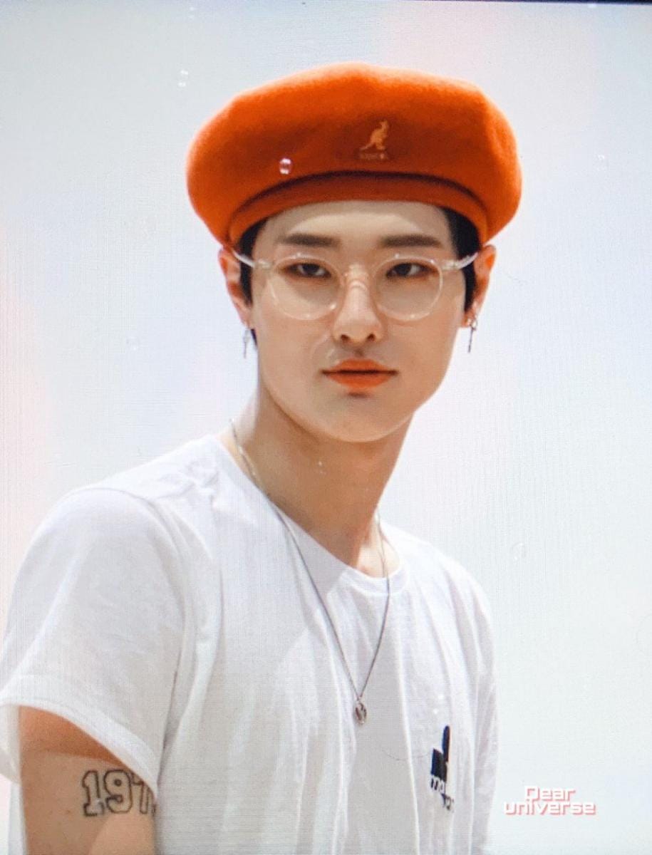 Twitter.com/orangestt