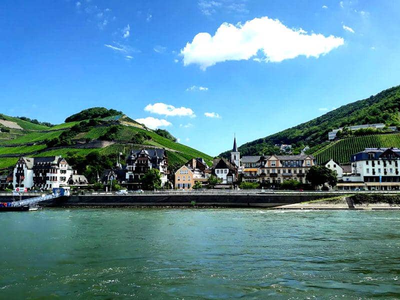 instagram.com/anna_bel_globe