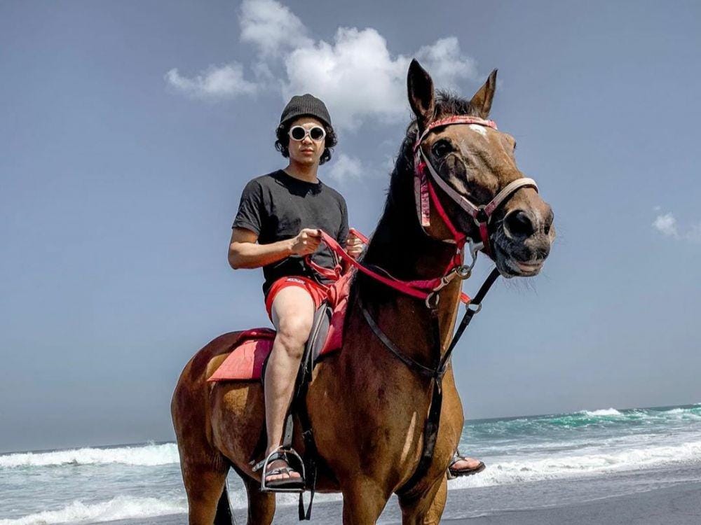 Instagram.com/aliseggaf