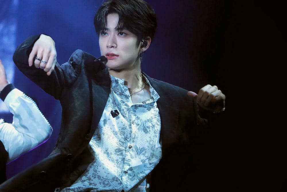 twitter.com/JH_Theory