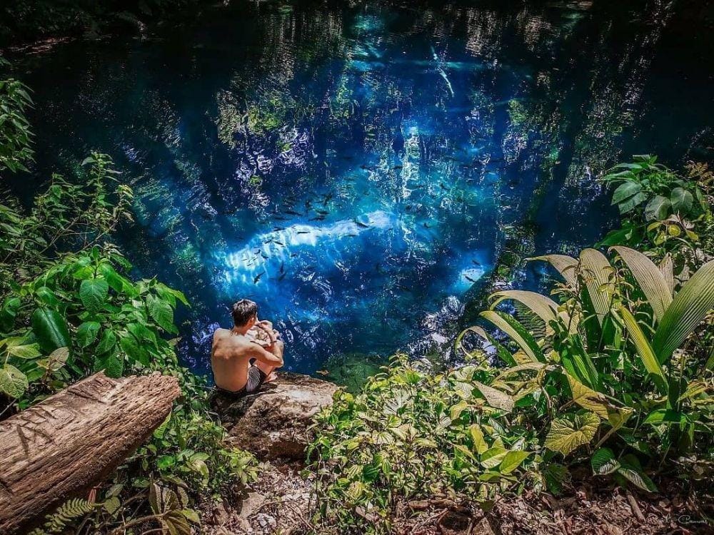 instagram.com/cyrilcanvas