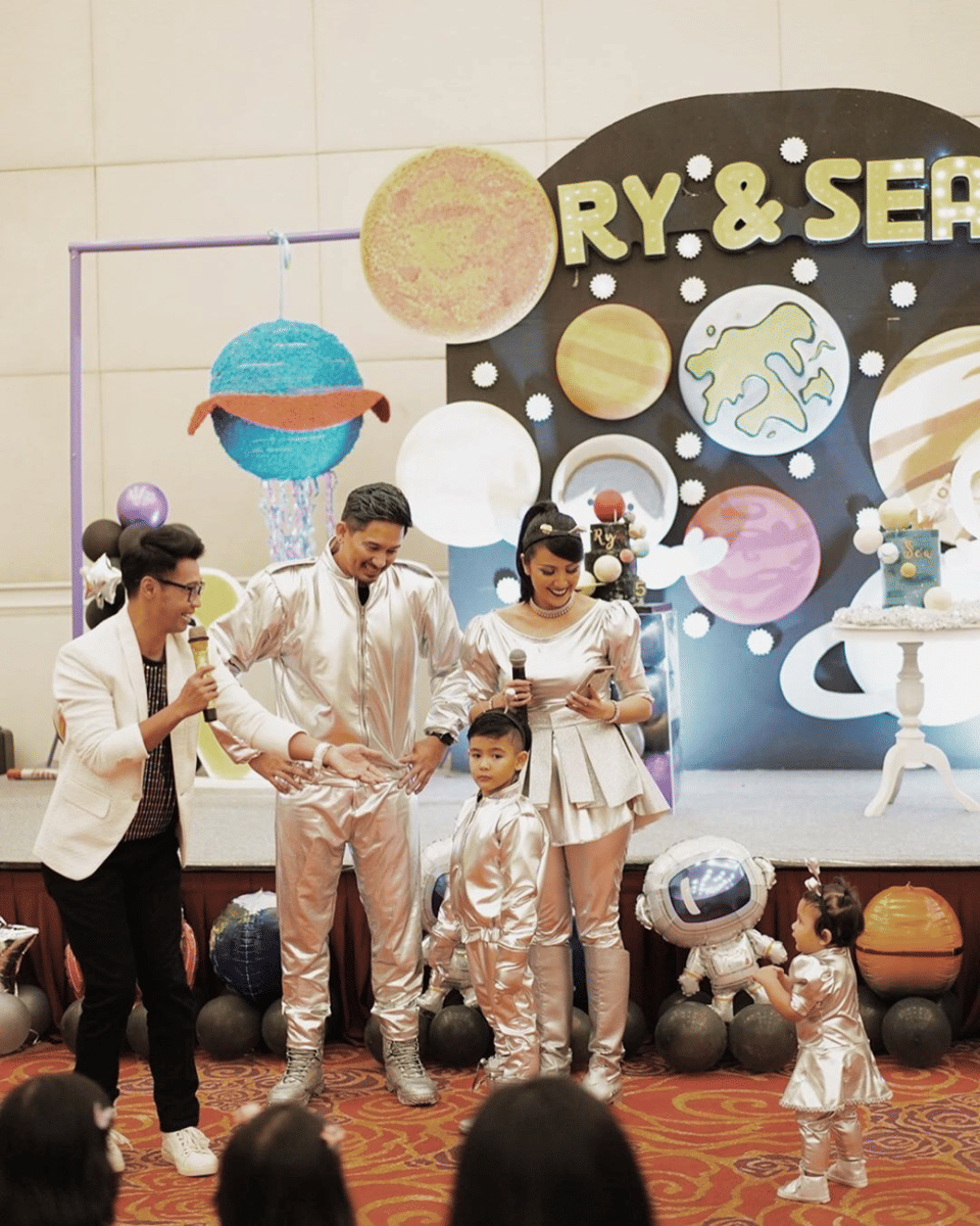 instagram.com/mrssharena