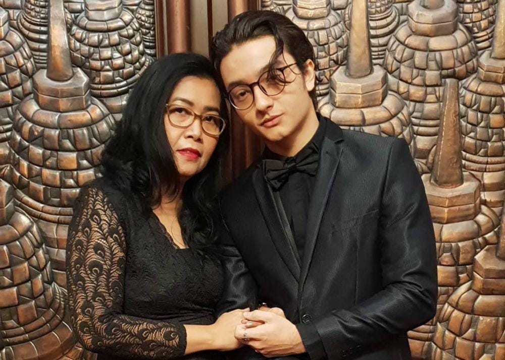 Instagram.com/domaniade