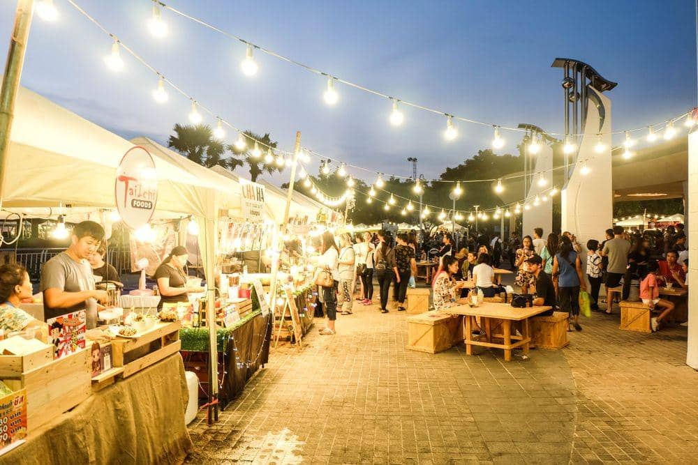 shutterstock.com/Rainbow BKK