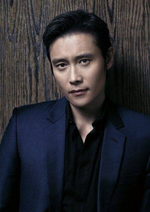 theglassmagazine.com