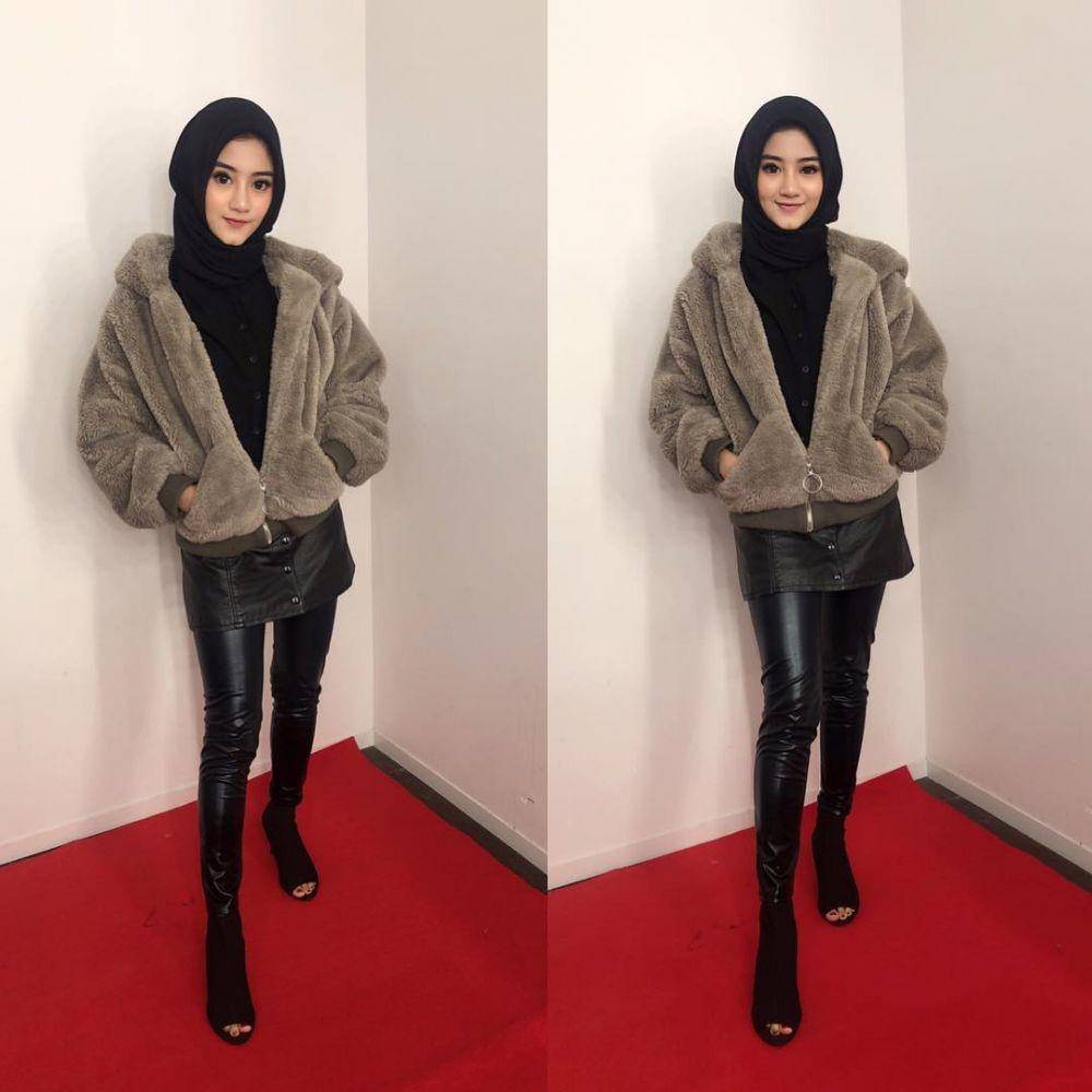 https://instagram.com/gheayoubi/