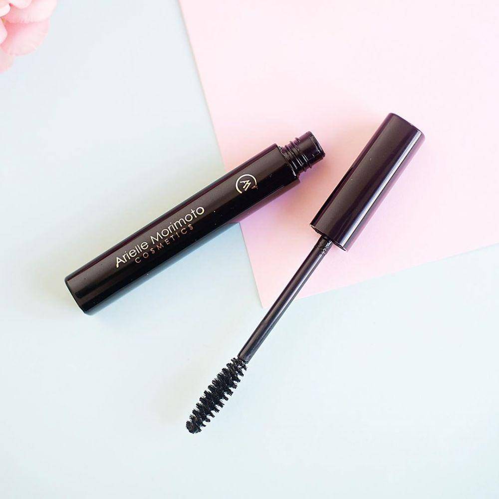 instagram.com/arimotocosmetics