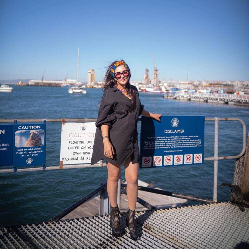 instagram.com/ashanty_ash