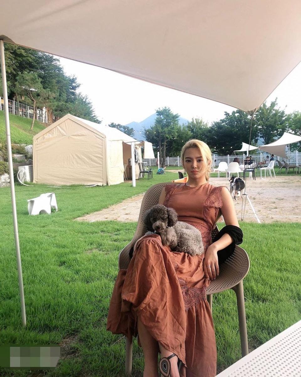 Instagram/hyoyeon_x_x