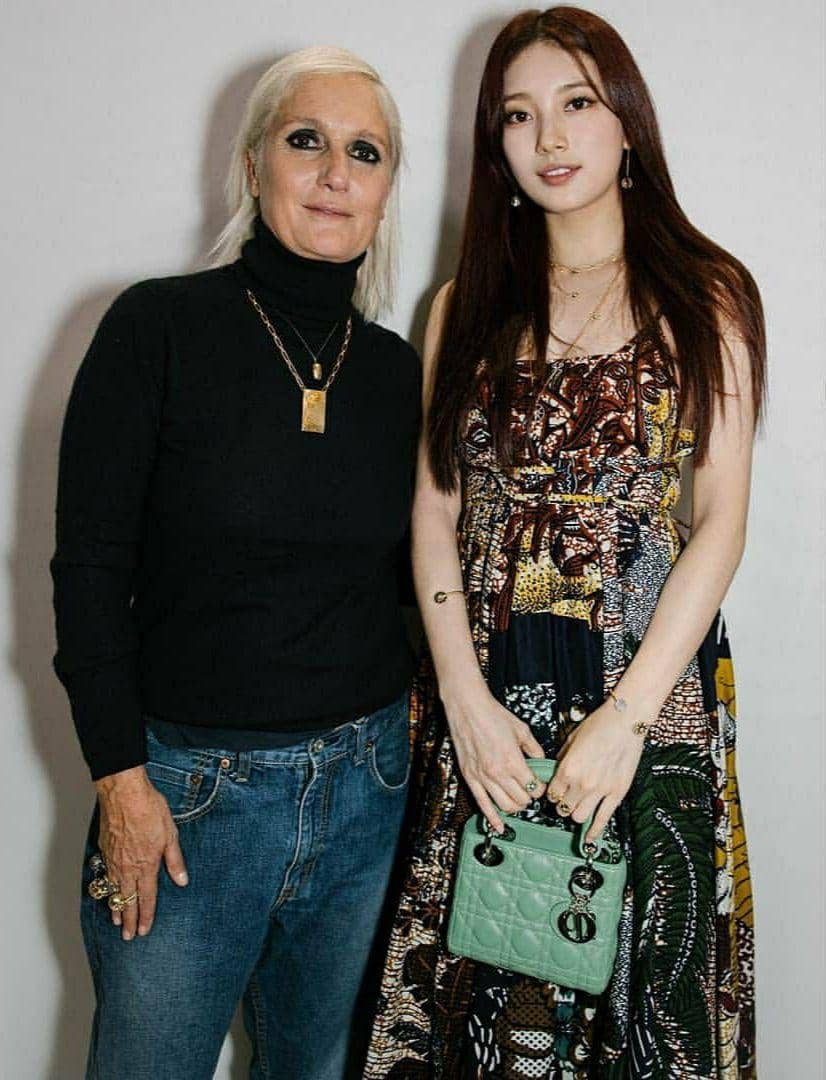 instagram.com/baesuzybar