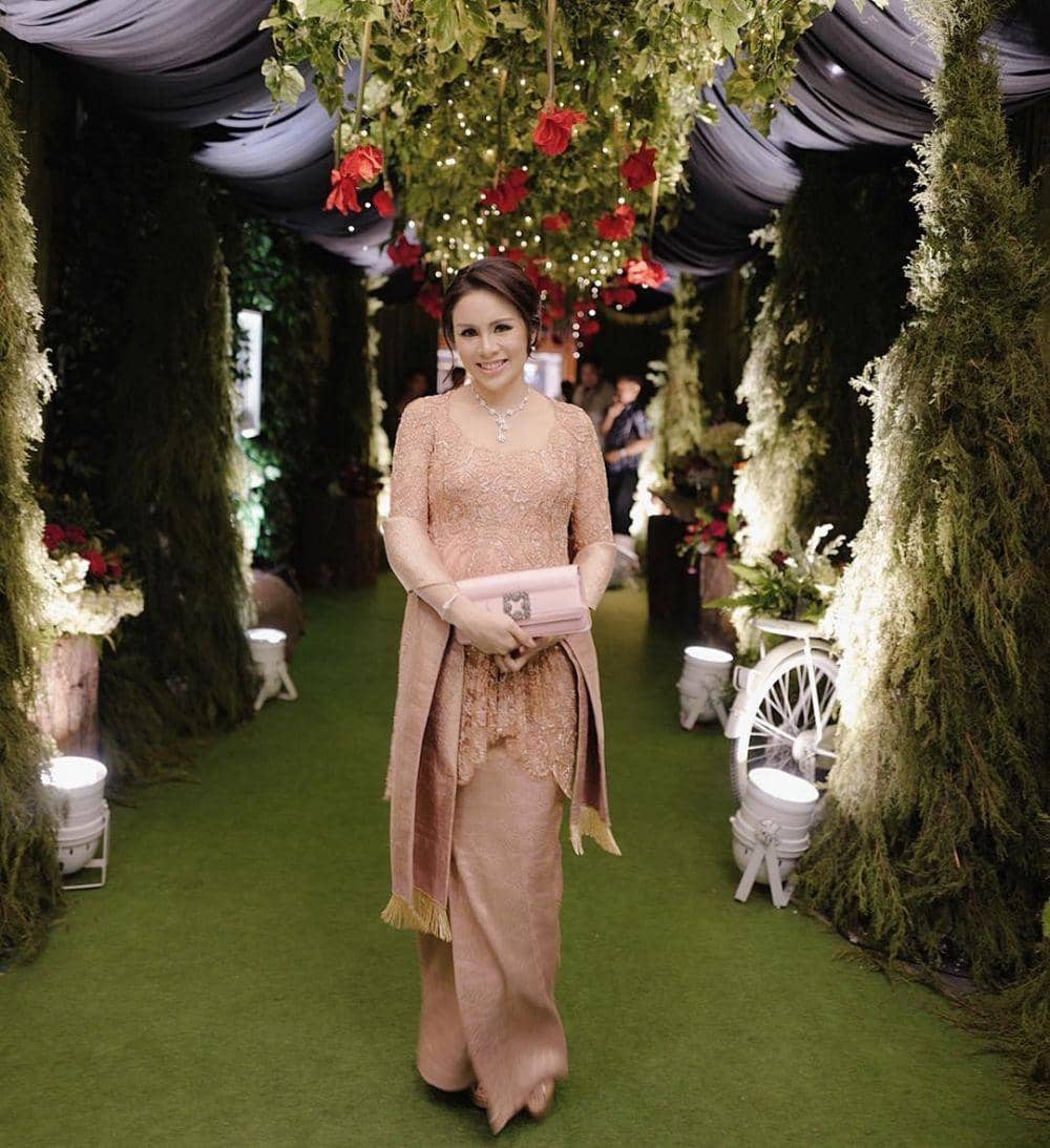 instagram.com/therealmomogeisha