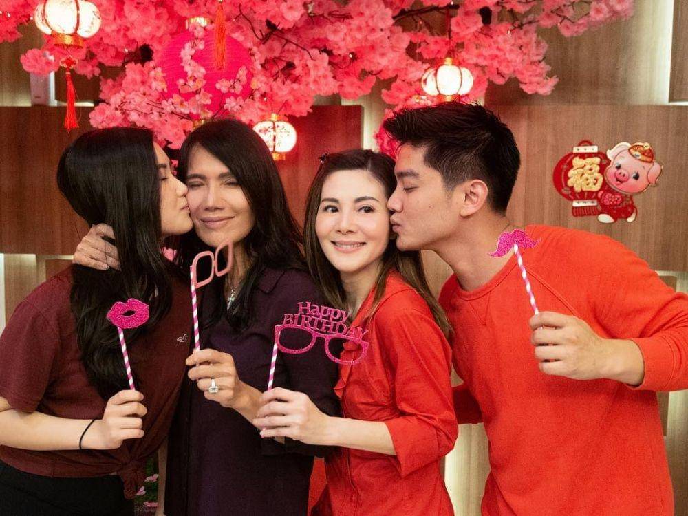 instagram.com/margaretvivi