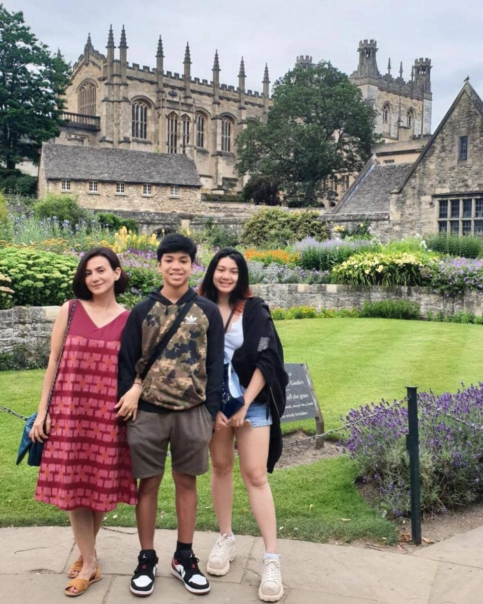 instagram.com/wanda_hamidah