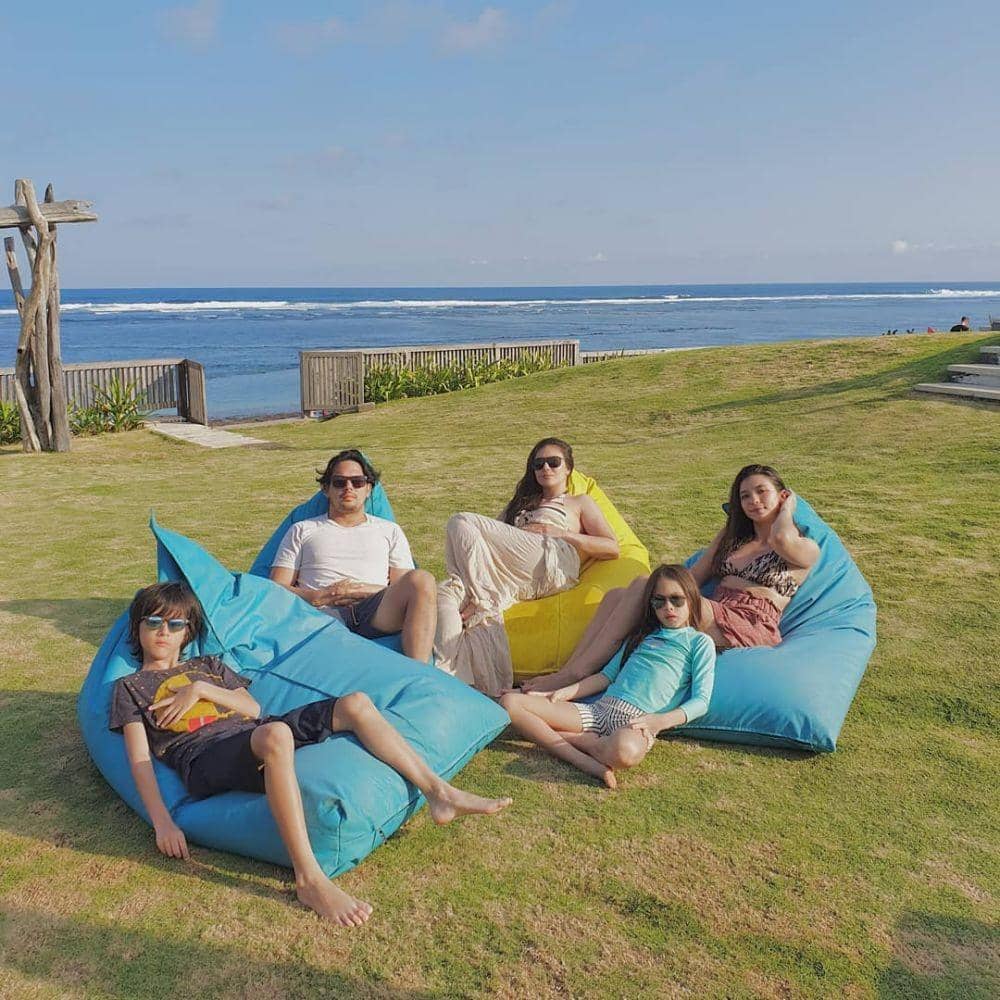 Instagram.com/sharazaaa