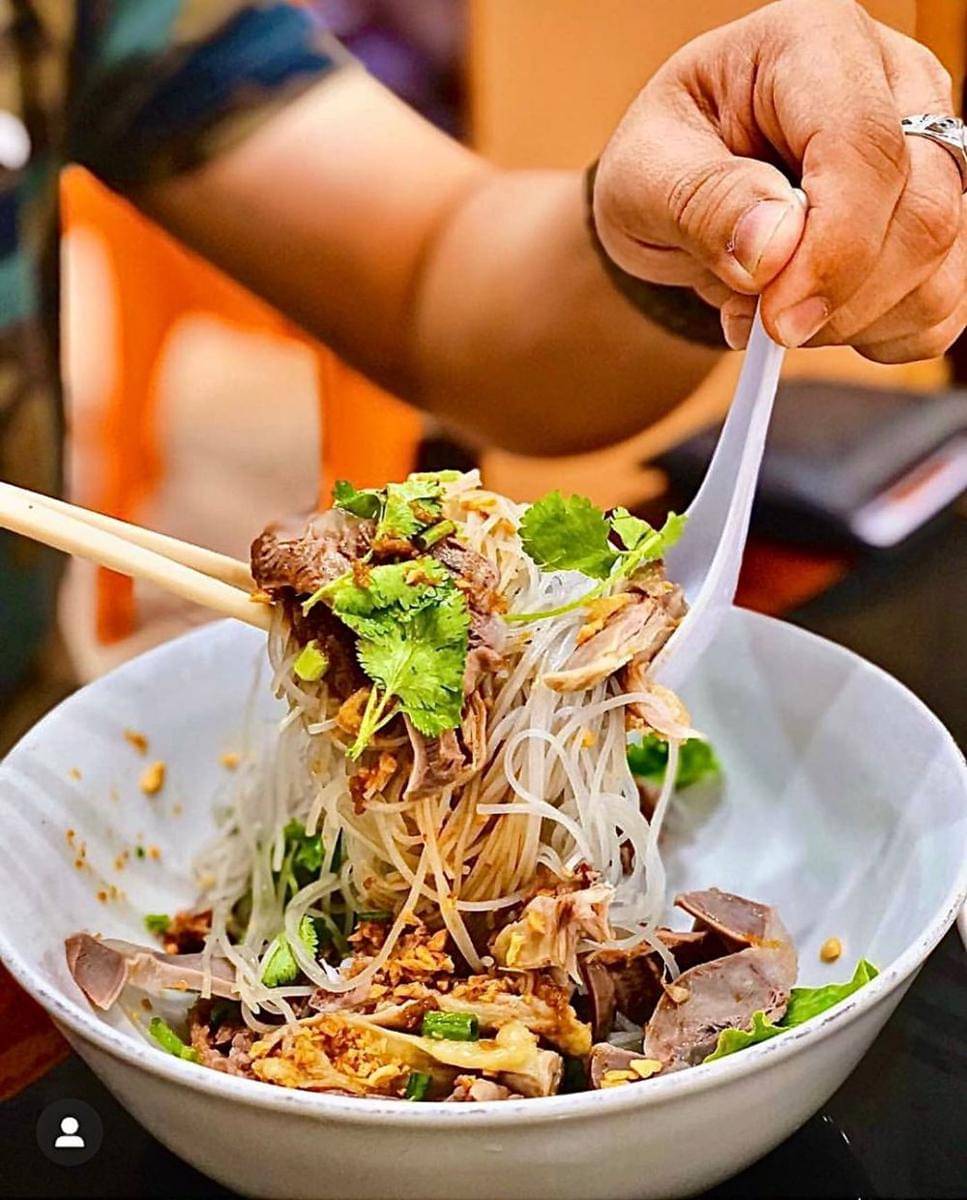 instagram.com/andrihollicc