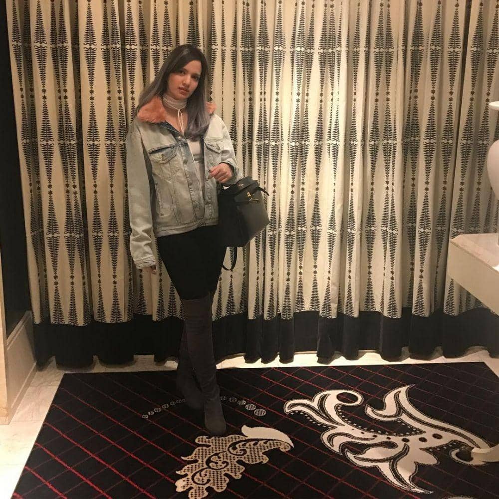 instagram.com/ramadhaniabakrie