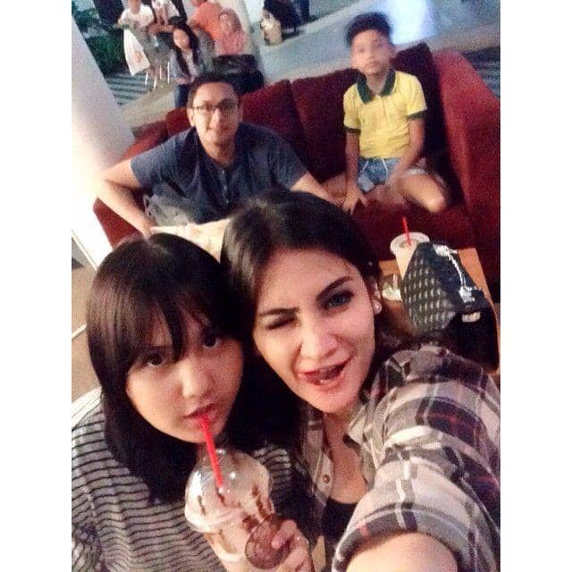 Instagram.com/maureenbboo_