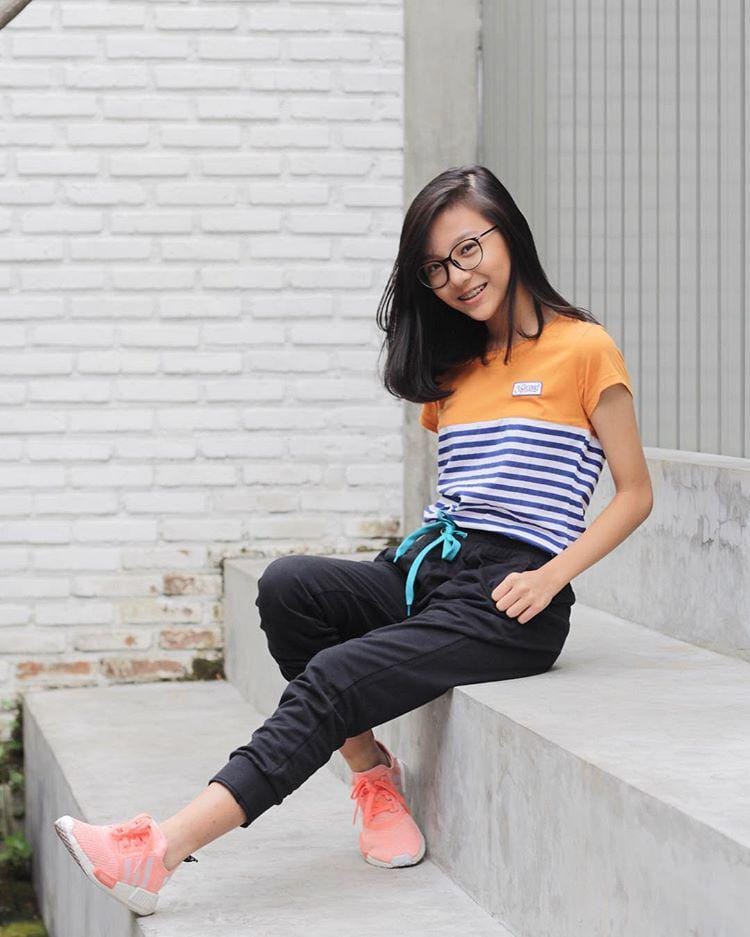 instagram.com/misellia_