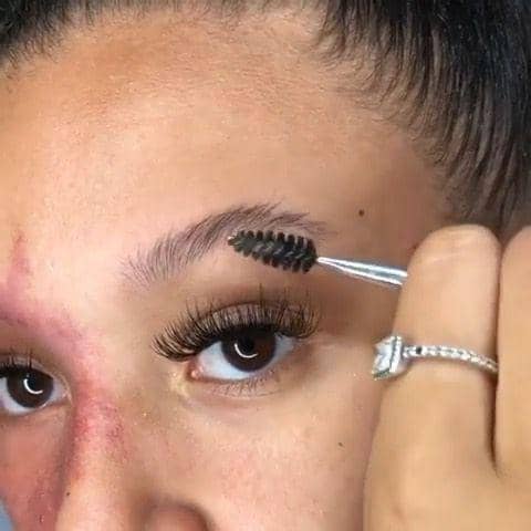 instagram.com/dream_brows