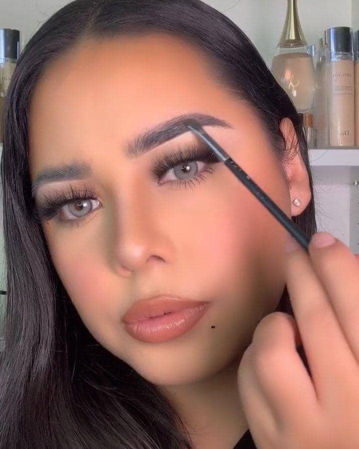 instagram.com/anitakartistry