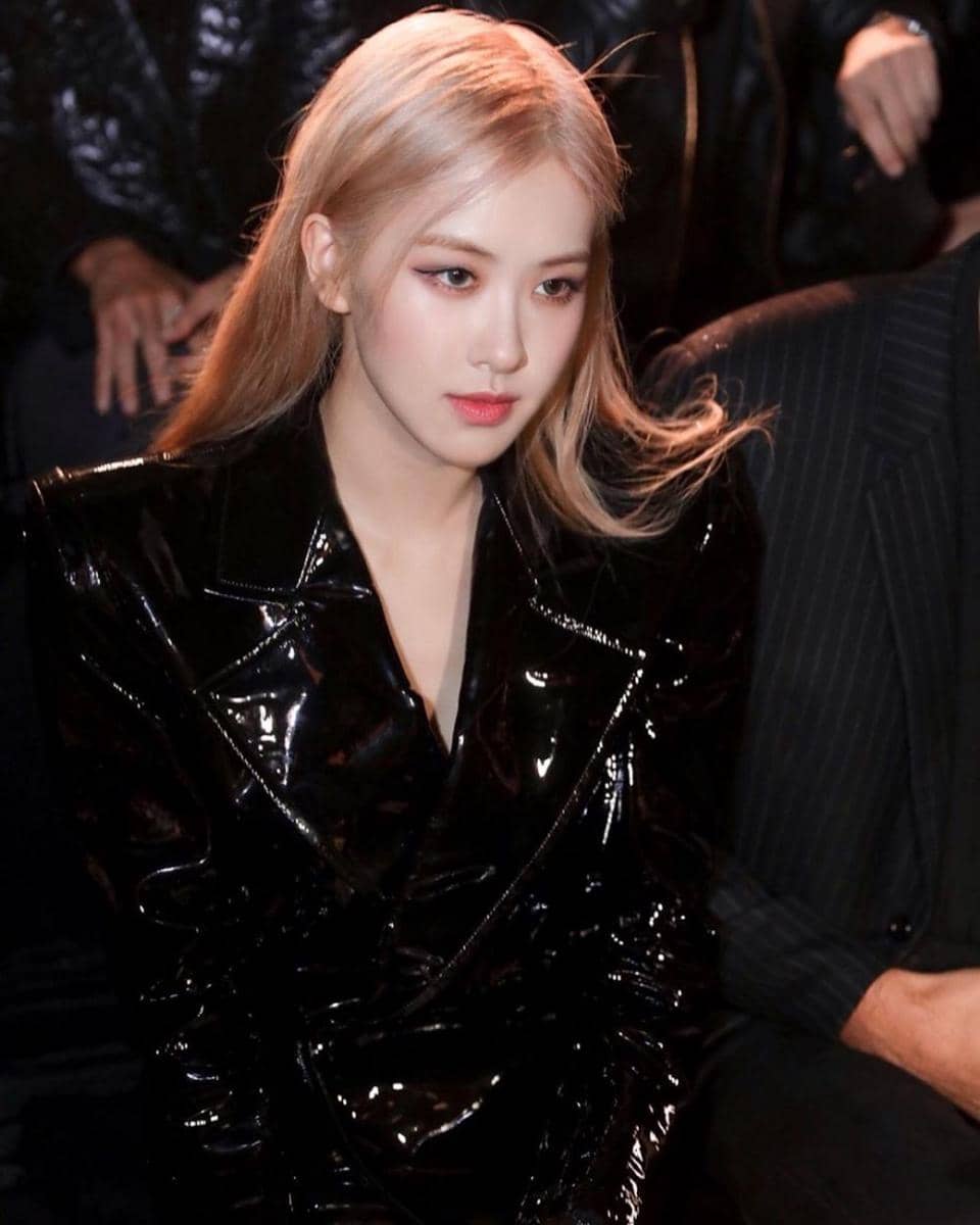 Instagram/blackpink_rose