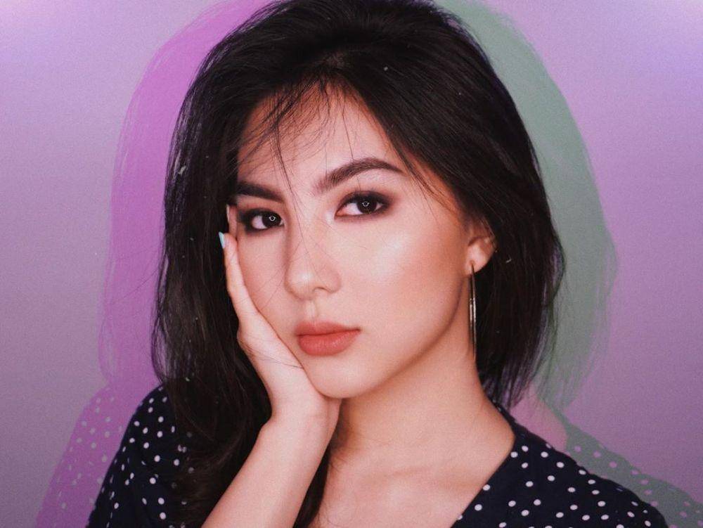 instagram.com/deviennaaa