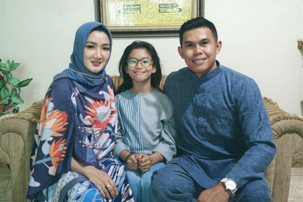 instagram.com/melly_mono