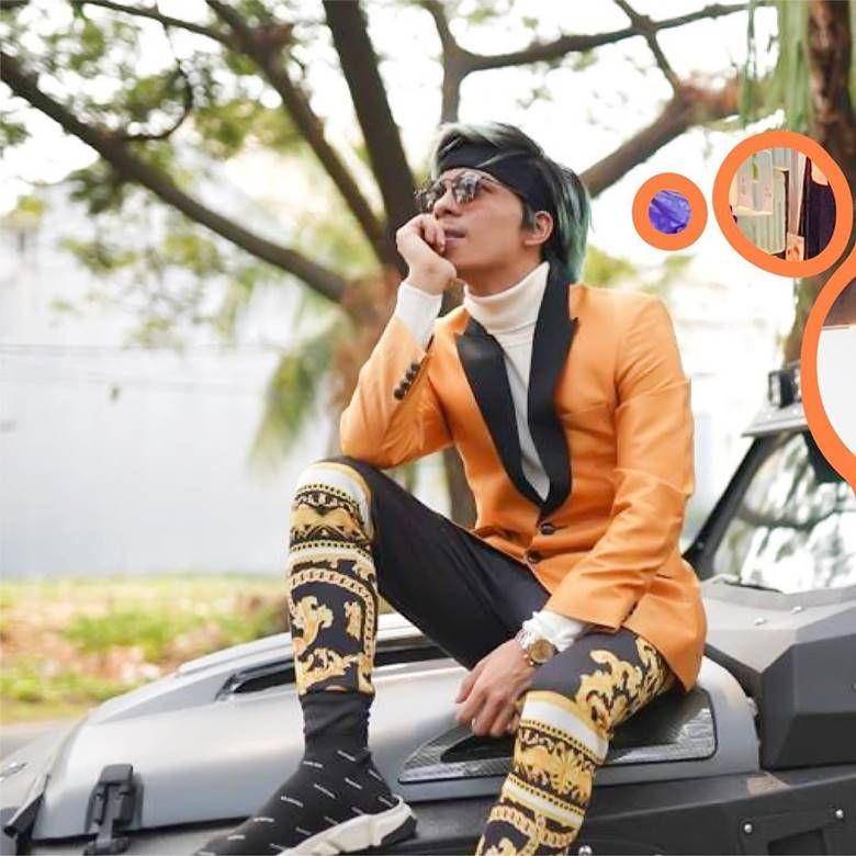 https://www.instagram.com/attahalilintar/