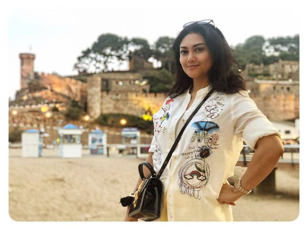 Instagram.com/bellasaphiraofficial