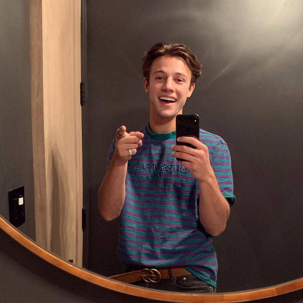 Instagram.com/camerondallas