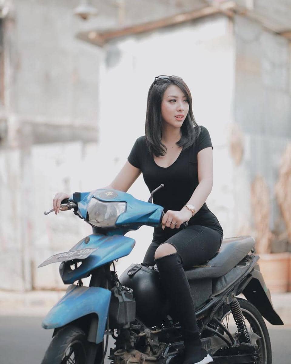 Instagram.com/elizabethangelalorenza