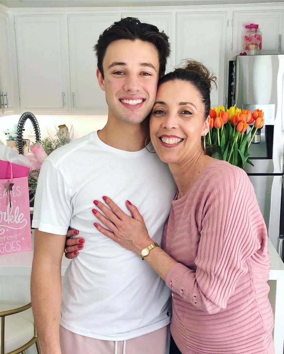 Instagram.com/camerondallas