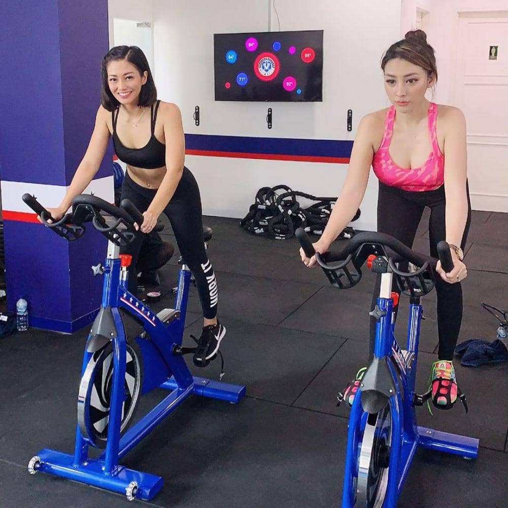 Instagram.com/elizabethangelalorenza