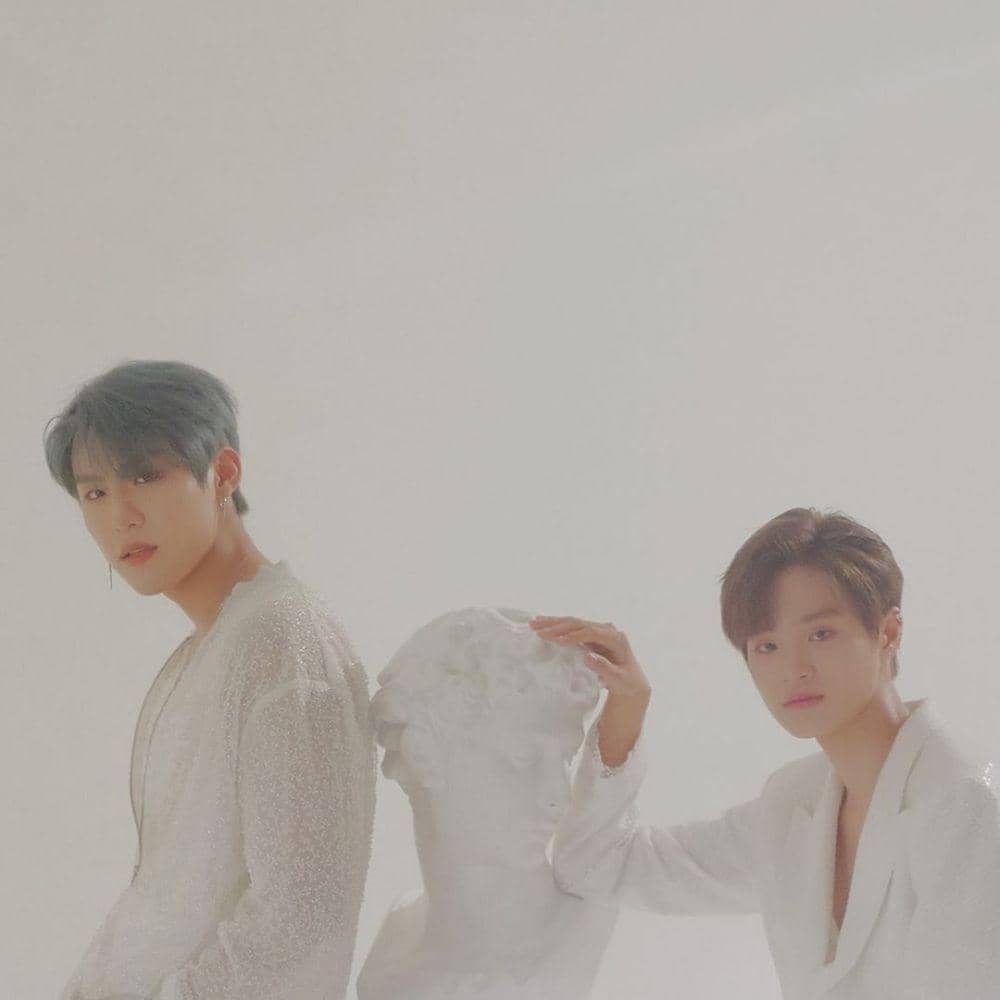 Instagram.com/ab6ix_official