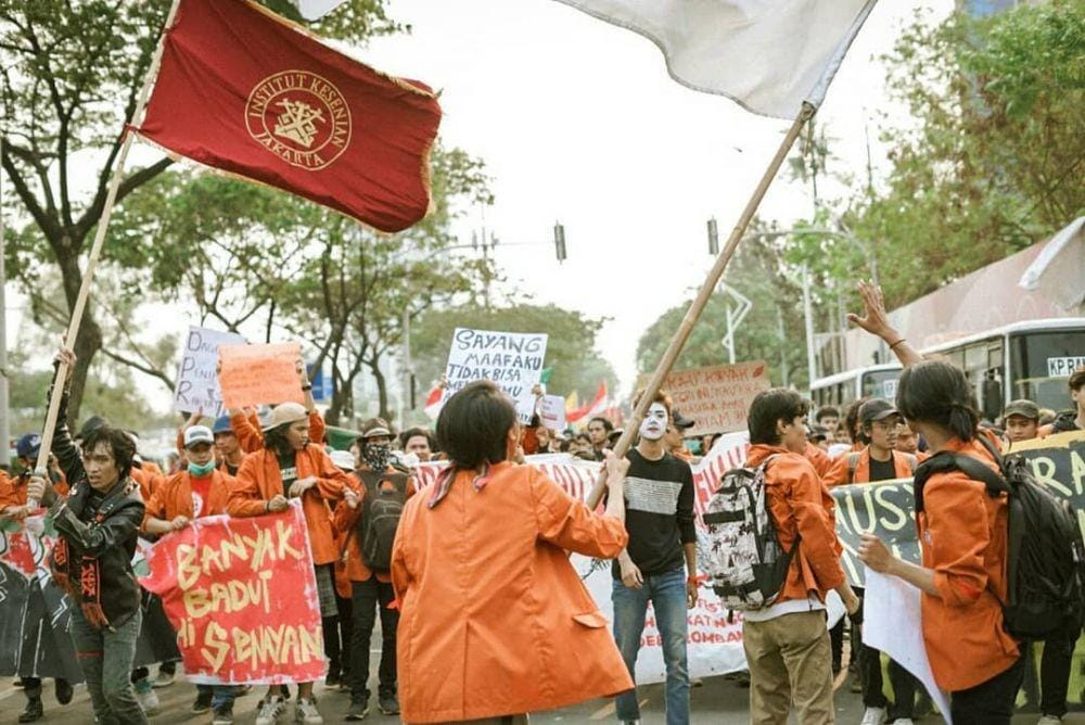 Instagram.com/@mahasiswaikj