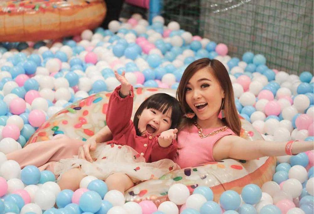 instagram.com/margareth_angelina