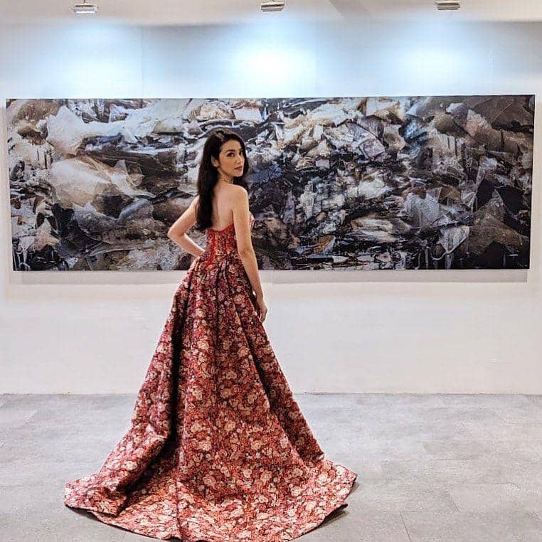 instagram.com/vaelovexia