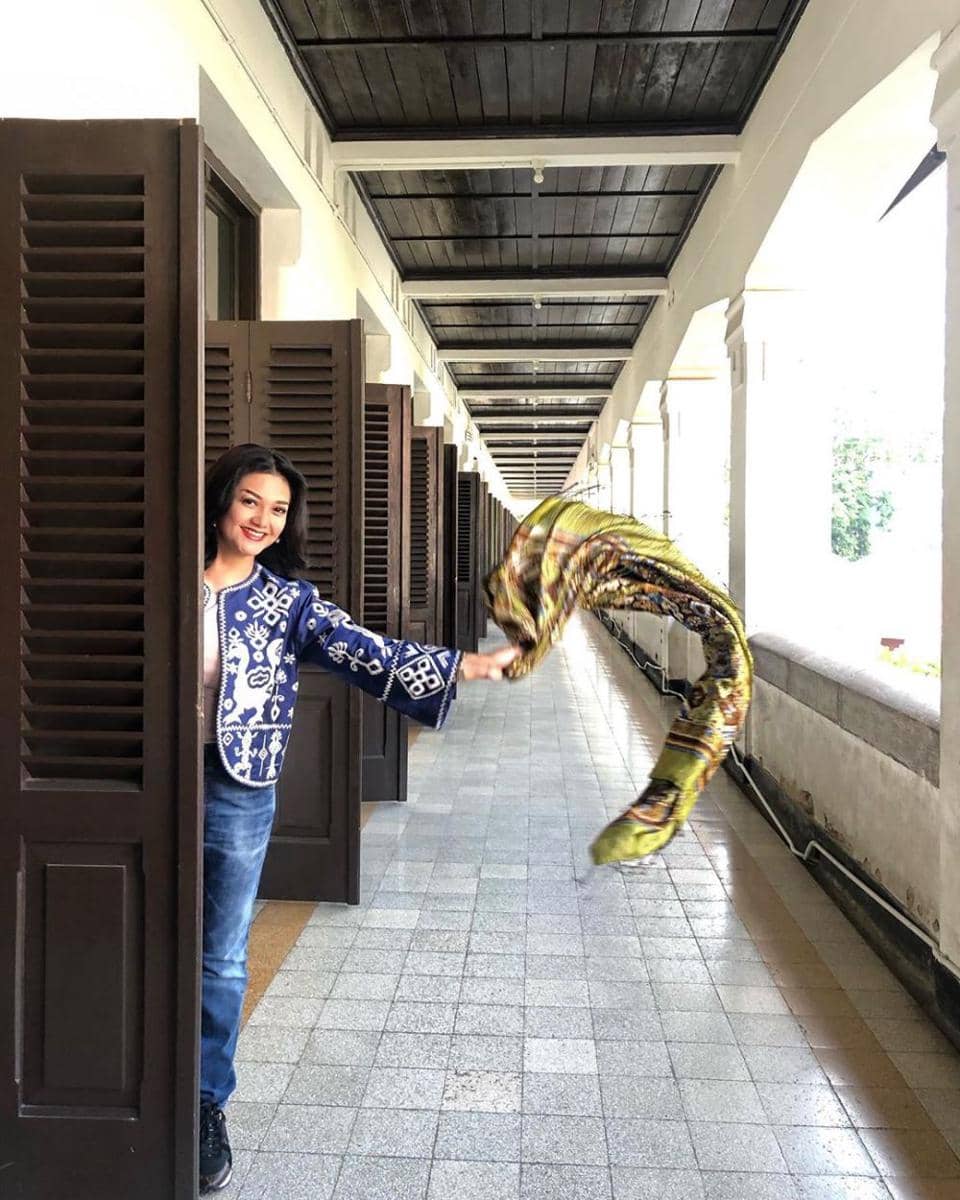 instagram.com/bellasaphiraofficial