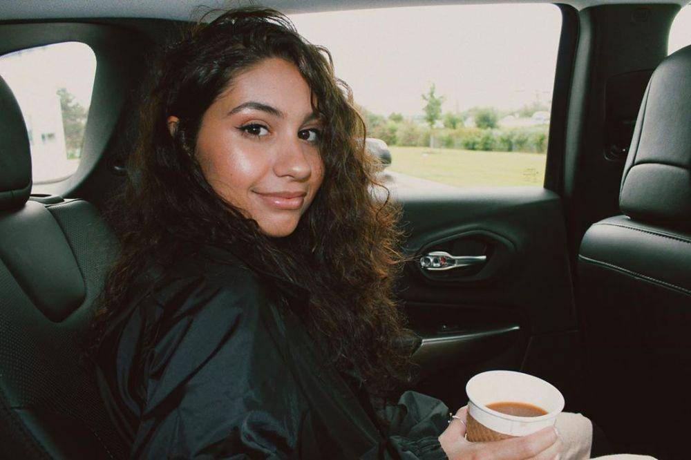 instagram.com/alessiasmusic