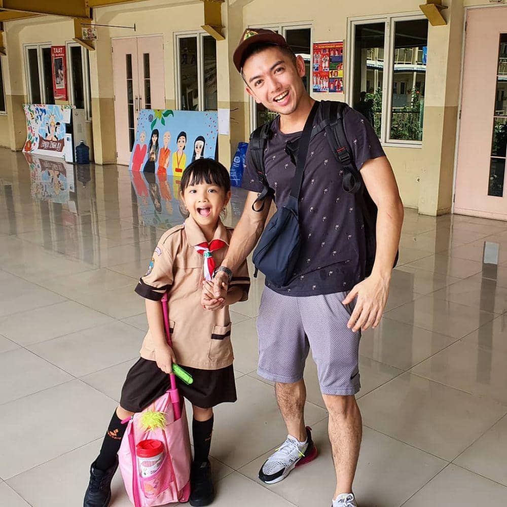 instagram.com/nickytirta