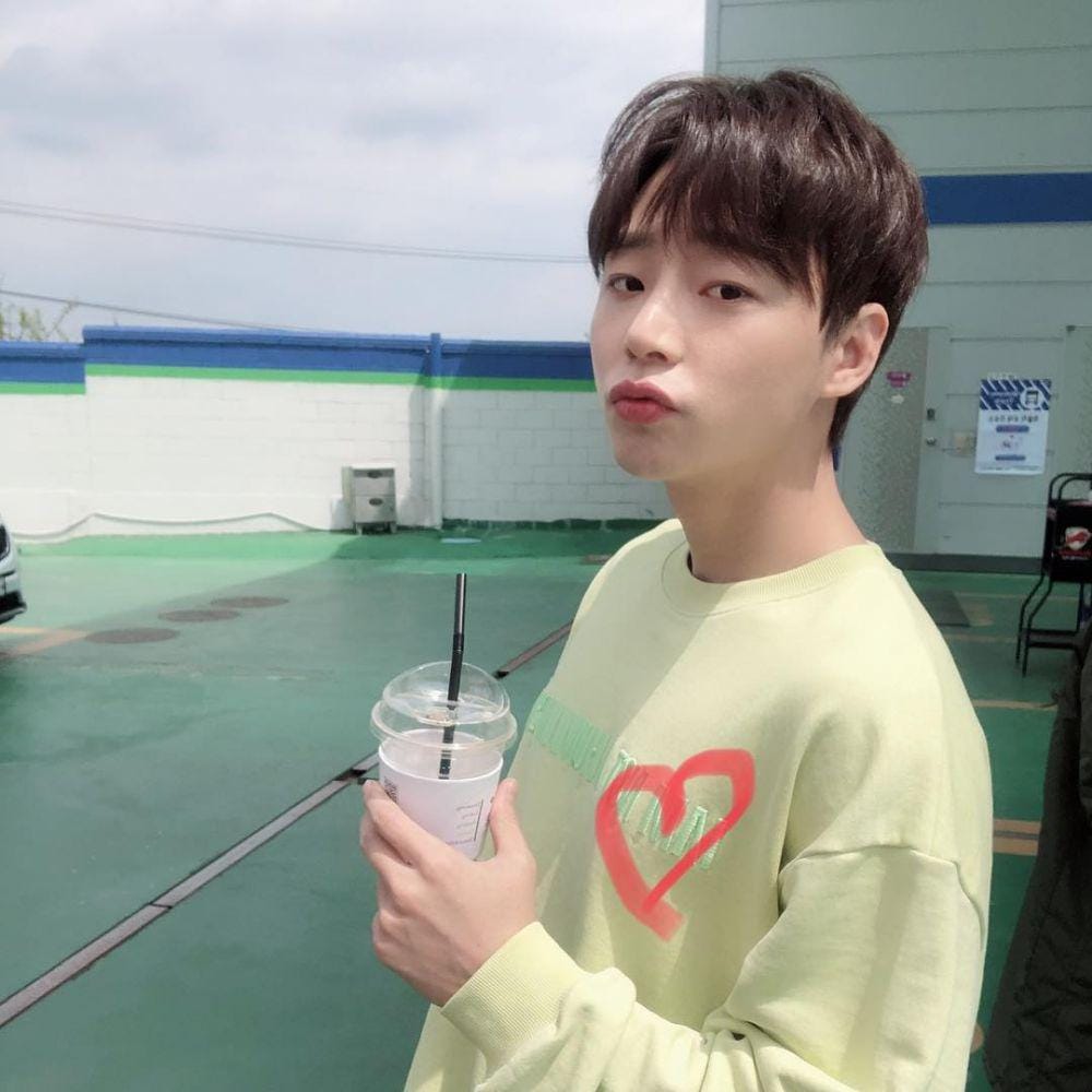 Instagram.com/ro_0116