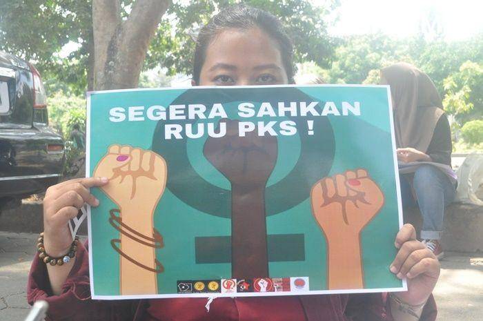 Desakan pengesahan RUU PKS dalam aksi Gejayan Memanggil di Yogyakarta, 30/9/2019. IDN Times/Pito Agustin Rudiana