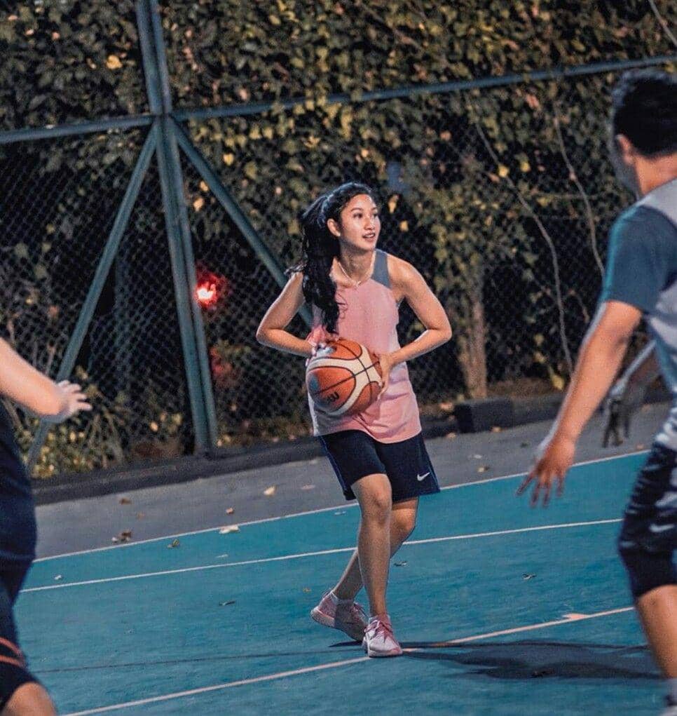 Instagram.com/clarestaufan