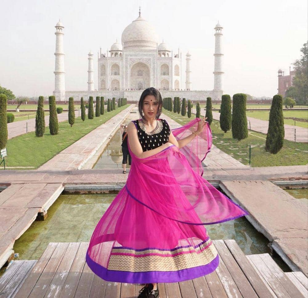 Instagram.com/clarestaufan