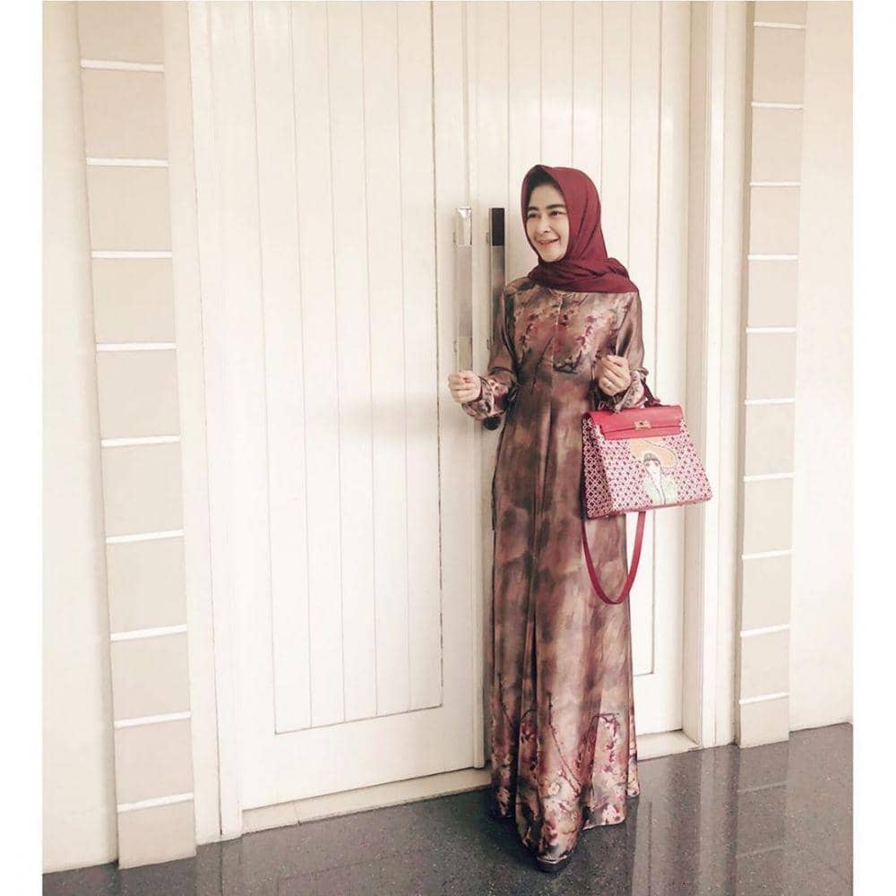 instagram.com/uutpermatasari